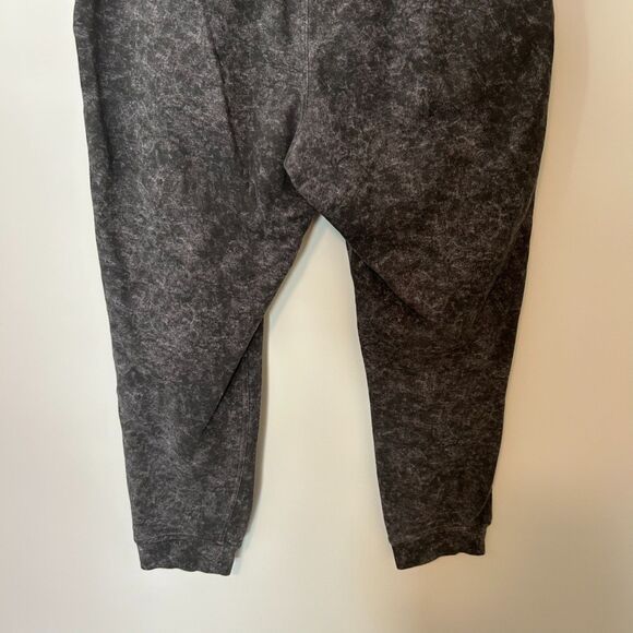 Lululemon Womens Scuba High-rise French Terry Jogger Size 14 Lavender - Picture 11 of 16
